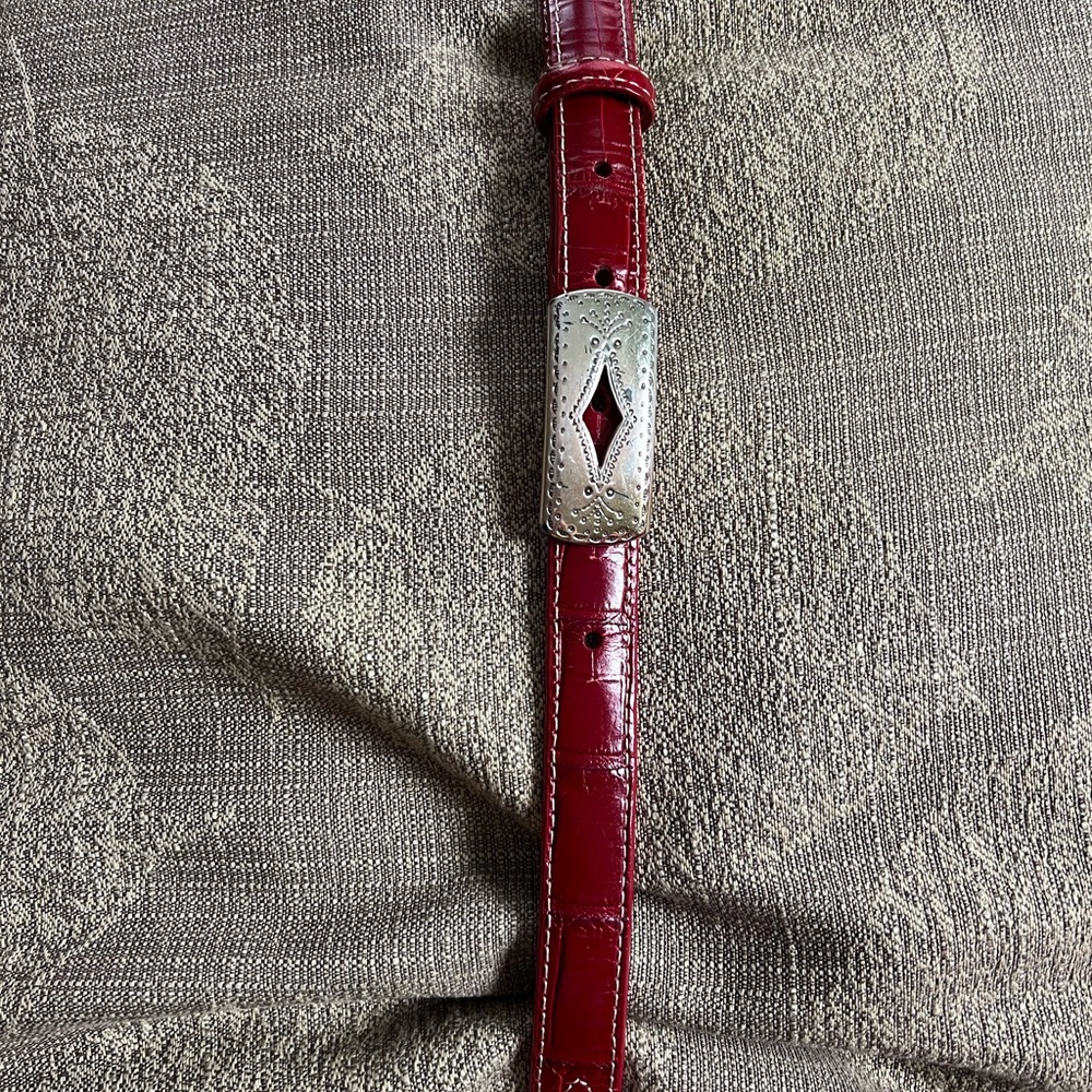 Brighton Red belt with silver accents size S/M 32 - Picture 4 of 7